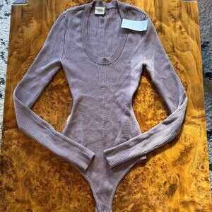 NWT - Abercrombie & Fitch - Brown Scoop Neck Long Sleeve Knit bodysuit - XS